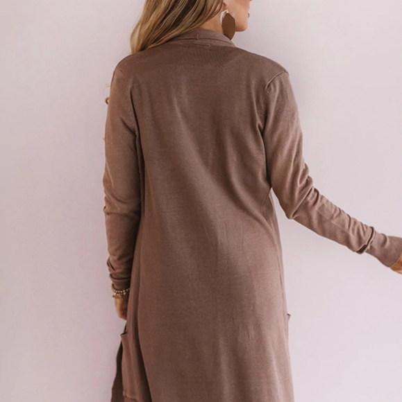 Take It From The Top Taupe Cardigan - Picture 4 of 5